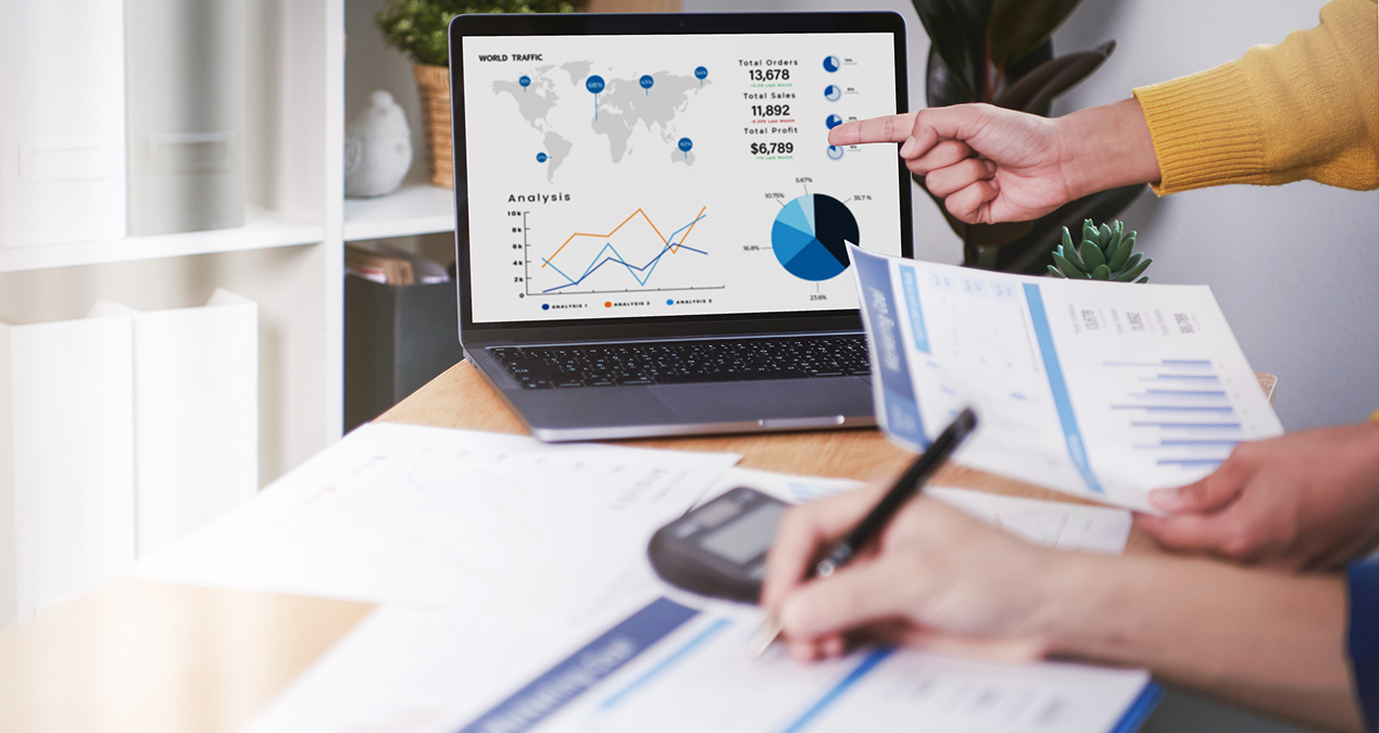 Manage your business intelligently by addressing all critical needs with custom Salesforce development
