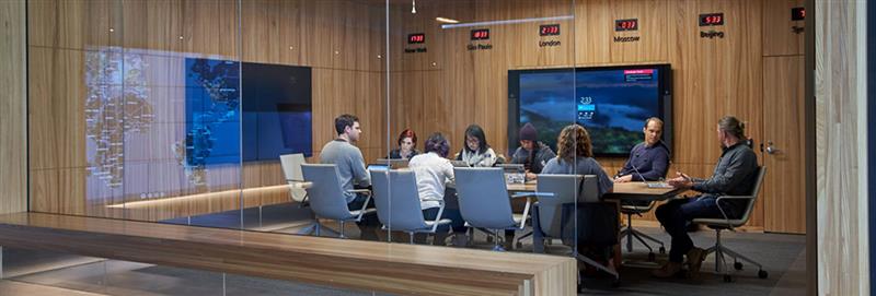 Business intelligence AI : Infographic showcasing 2025 IDC report findings with a white background and purple circular and wave shapes along the borders, and an info box in dark purple. 